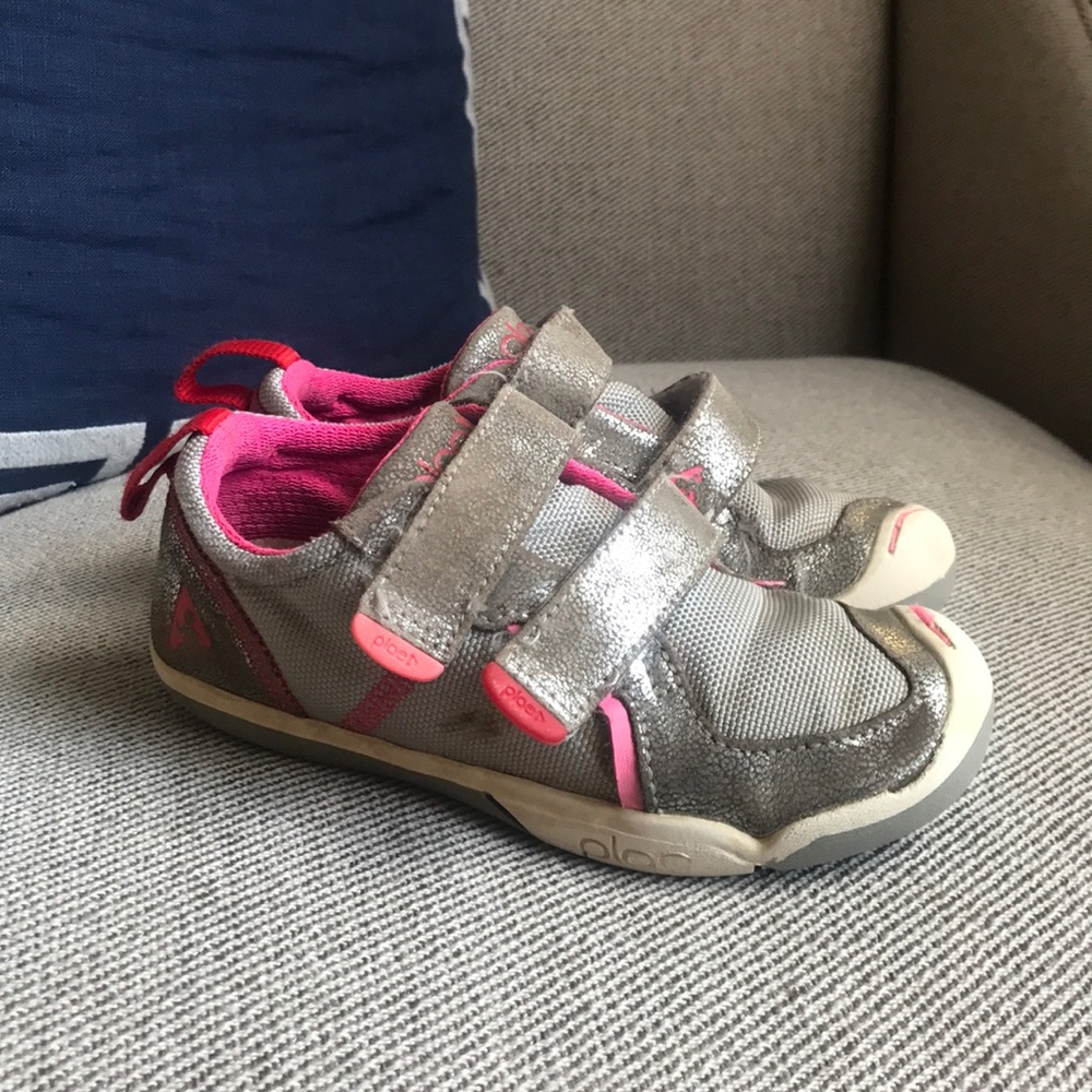 Plae toddler girl shoes